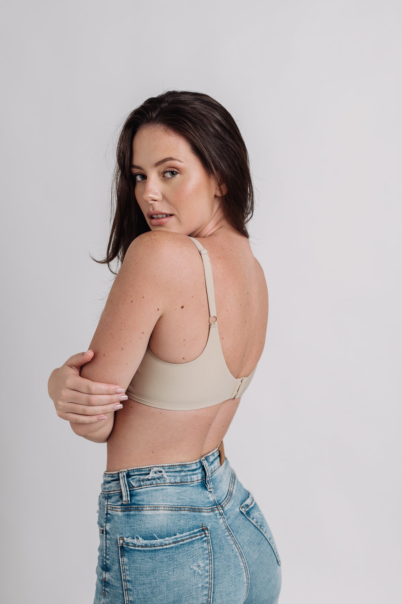 Biustonosz bezszwowy BEŻOWY