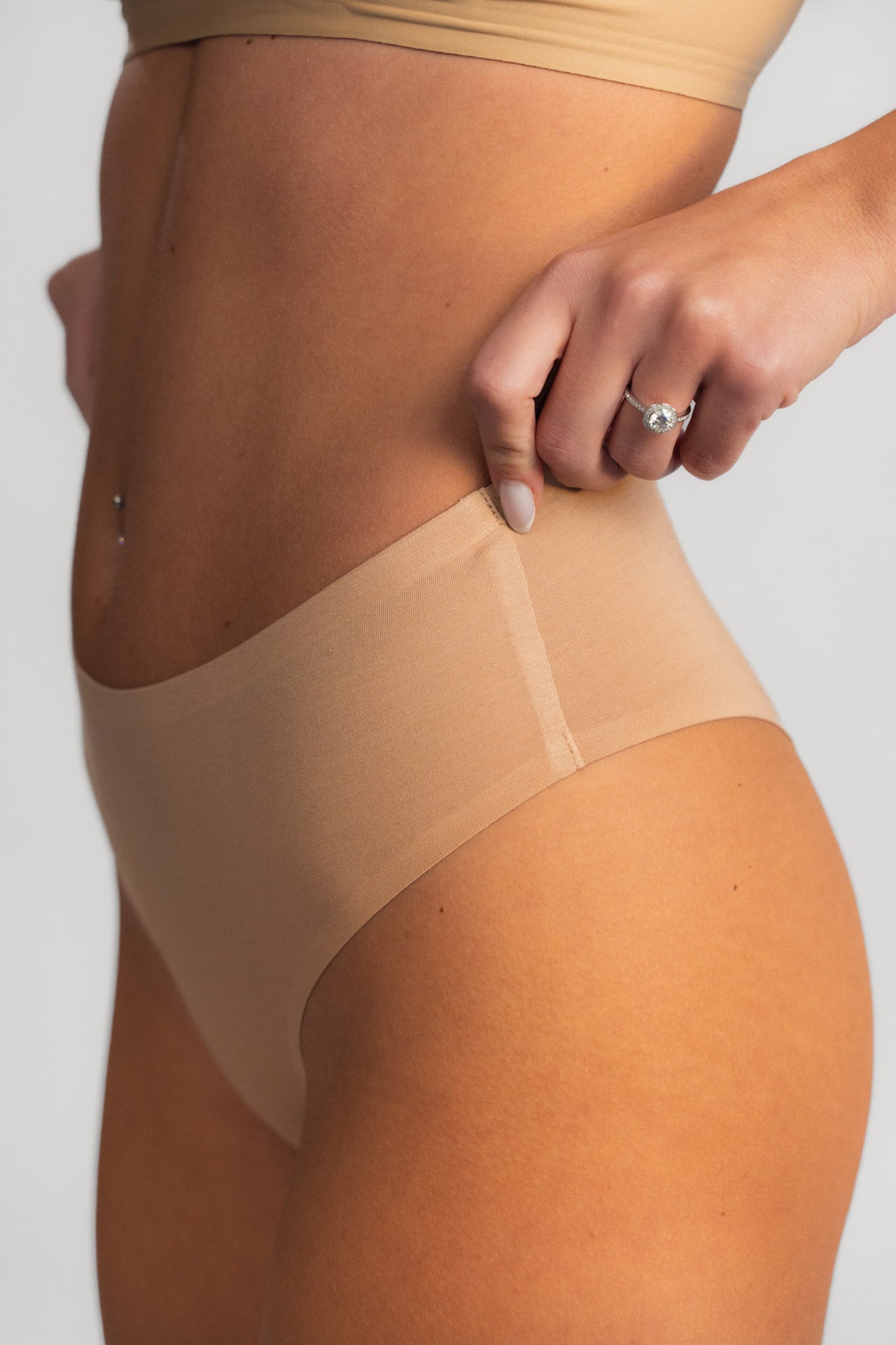 Biustonosze bezszwowe LUXE BEIGE - 2 szt.