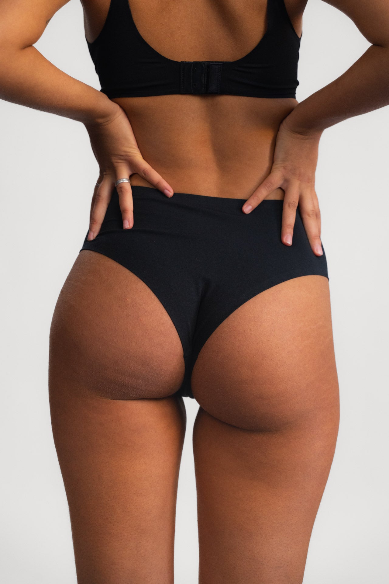 Seamless spodnje perilo